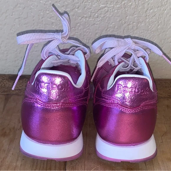 Classic Reebok Pink Metallic - Picture 3 of 6